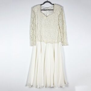 NEW Brilliante By J.A. Vintage Beaded Lace Embellished Bride Wedding Dress Ivory